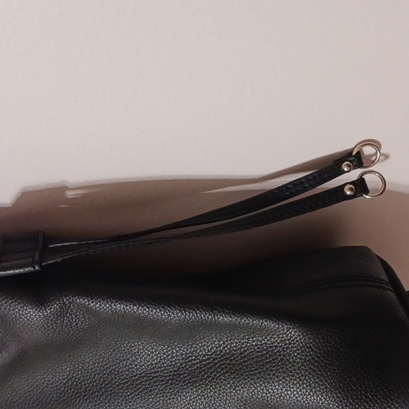 Tignanello Leather Bag 3Big pockets 2 zip 2 slip pockets zippered closure Silver - Picture 3 of 9